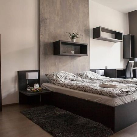 Apartment Downtown Ulloi 3 Budapest Esterno foto