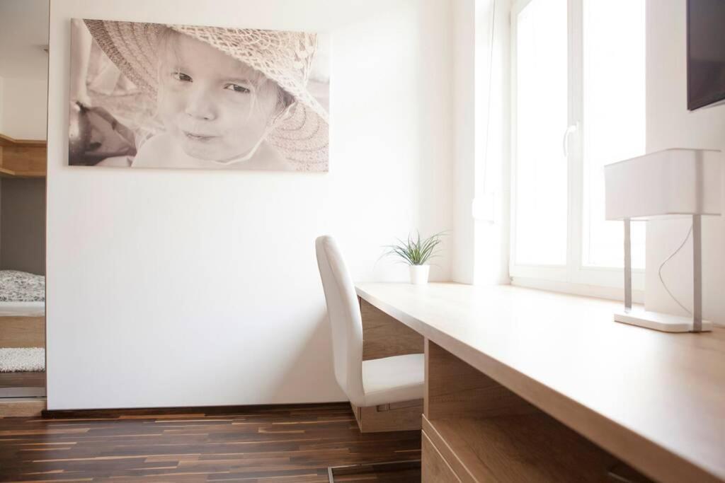 Apartment Downtown Ulloi 3 Budapest Esterno foto