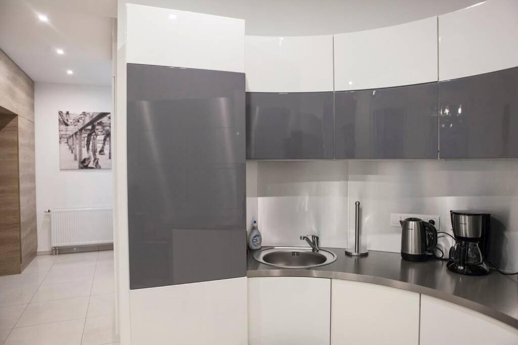 Apartment Downtown Ulloi 3 Budapest Esterno foto