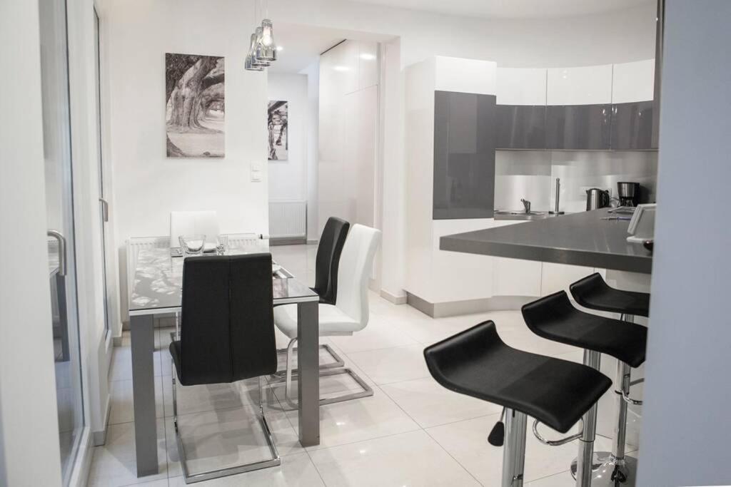 Apartment Downtown Ulloi 3 Budapest Esterno foto